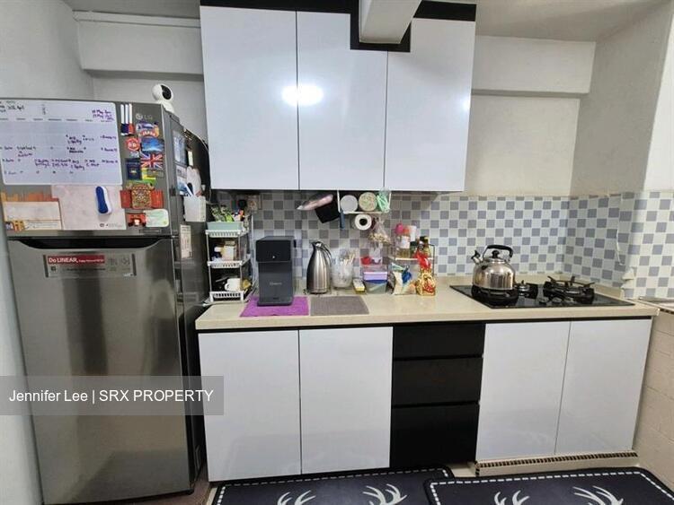 Blk 112 Ho Ching Road (Jurong West), HDB 3 Rooms #562203621